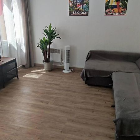 Appart De Charme Plein Centre Apartment La Ciotat Exterior photo